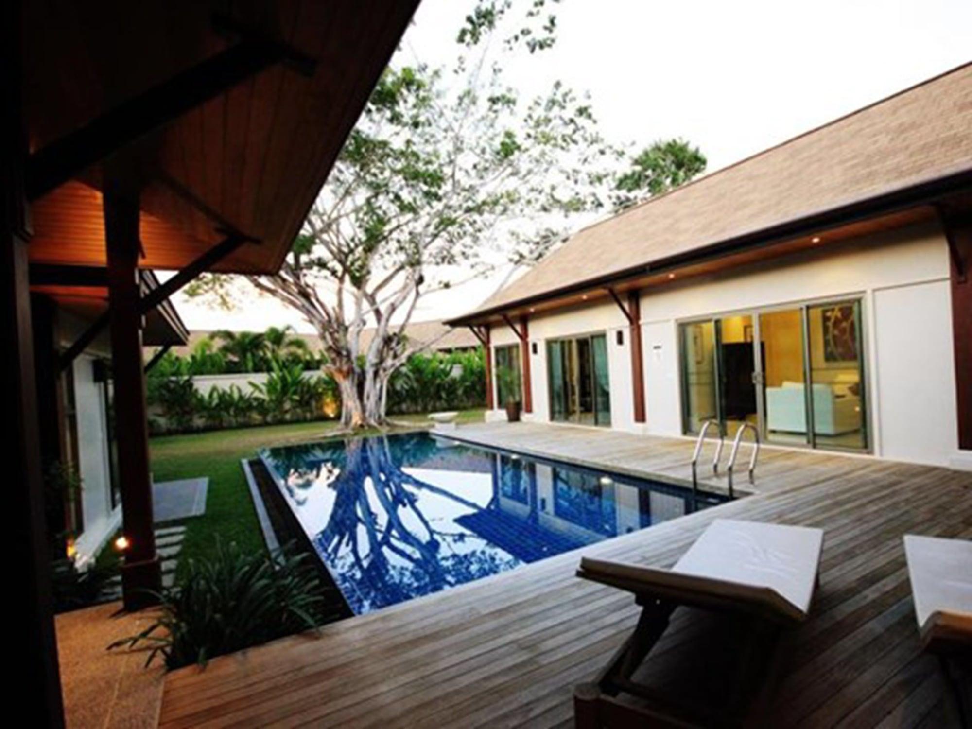 Two Villas Holiday Oriental Style Layan Beach Phuket Exteriör bild