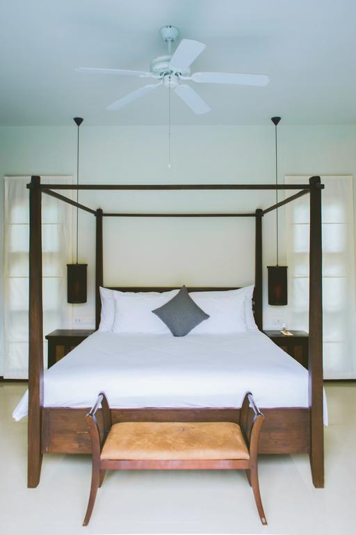 Two Villas Holiday Oriental Style Layan Beach Phuket Exteriör bild