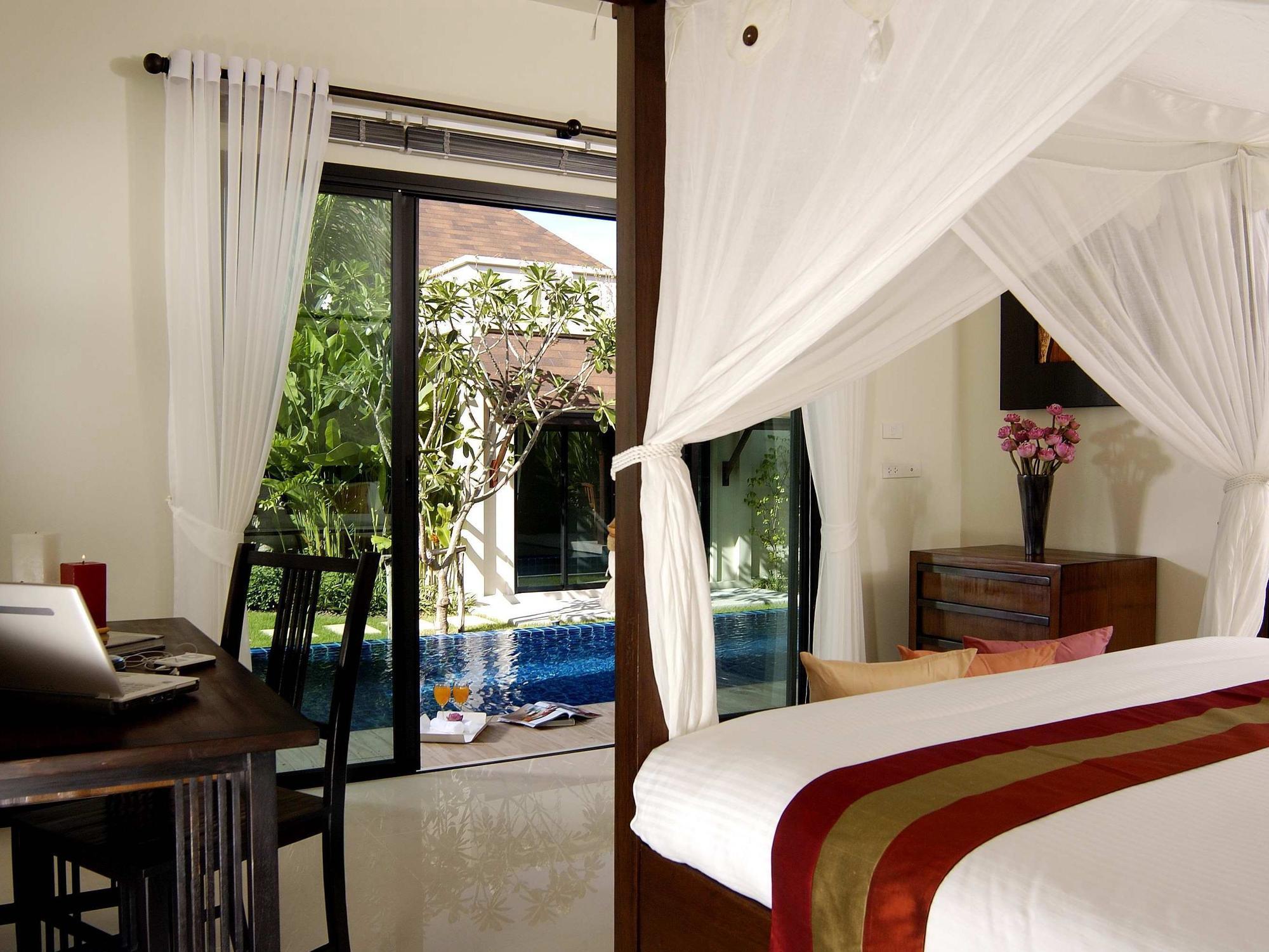 Two Villas Holiday Oriental Style Layan Beach Phuket Exteriör bild