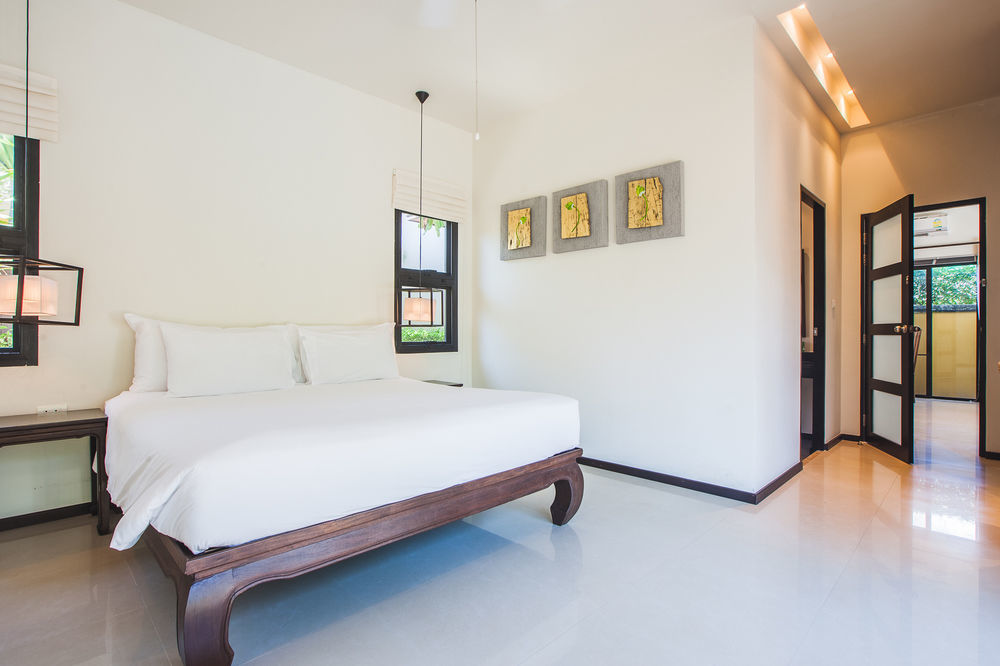 Two Villas Holiday Oriental Style Layan Beach Phuket Exteriör bild